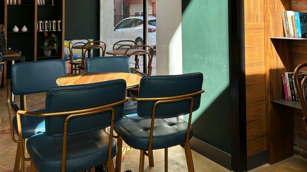 Finding Artless Furniture in Los Angeles